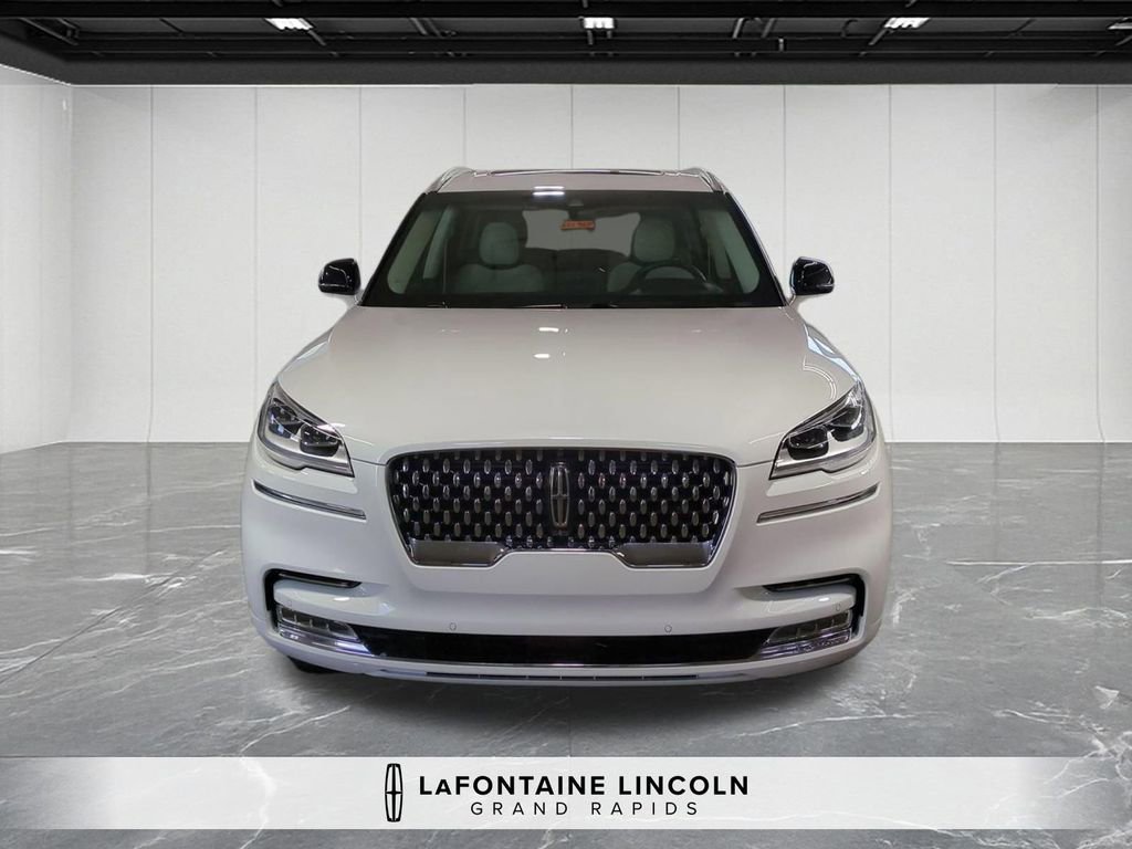 Certified 2023 Lincoln Aviator Black Label w/ Dynamic Handling Package image 8