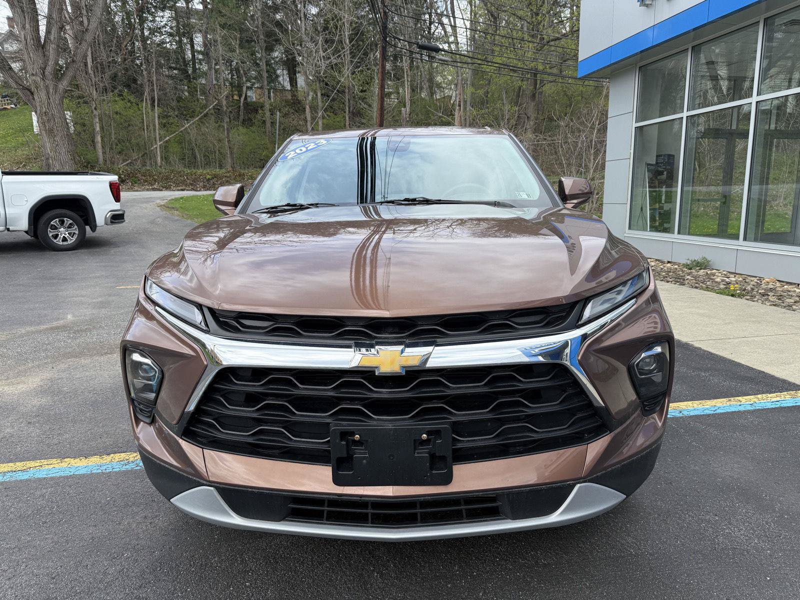 Used 2023 Chevrolet Blazer LT w/ Driver Confidence Package AWD/4WD image 2