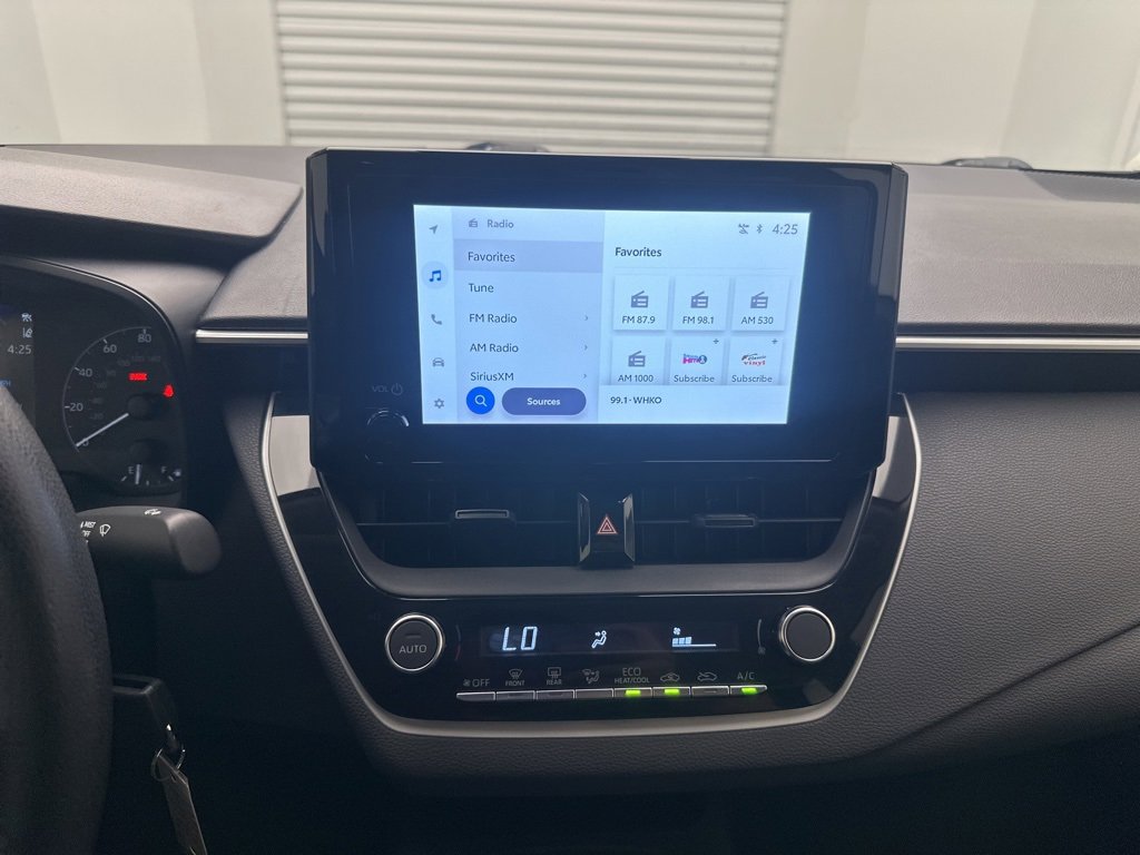 Used 2023 Toyota Corolla LE image 20