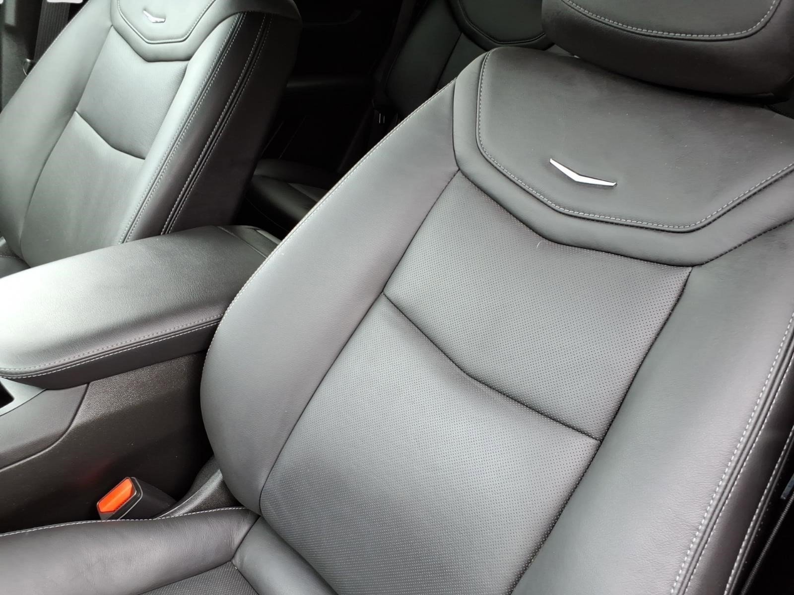 Certified 2023 Cadillac XT5 Premium Luxury AWD/4WD image 15