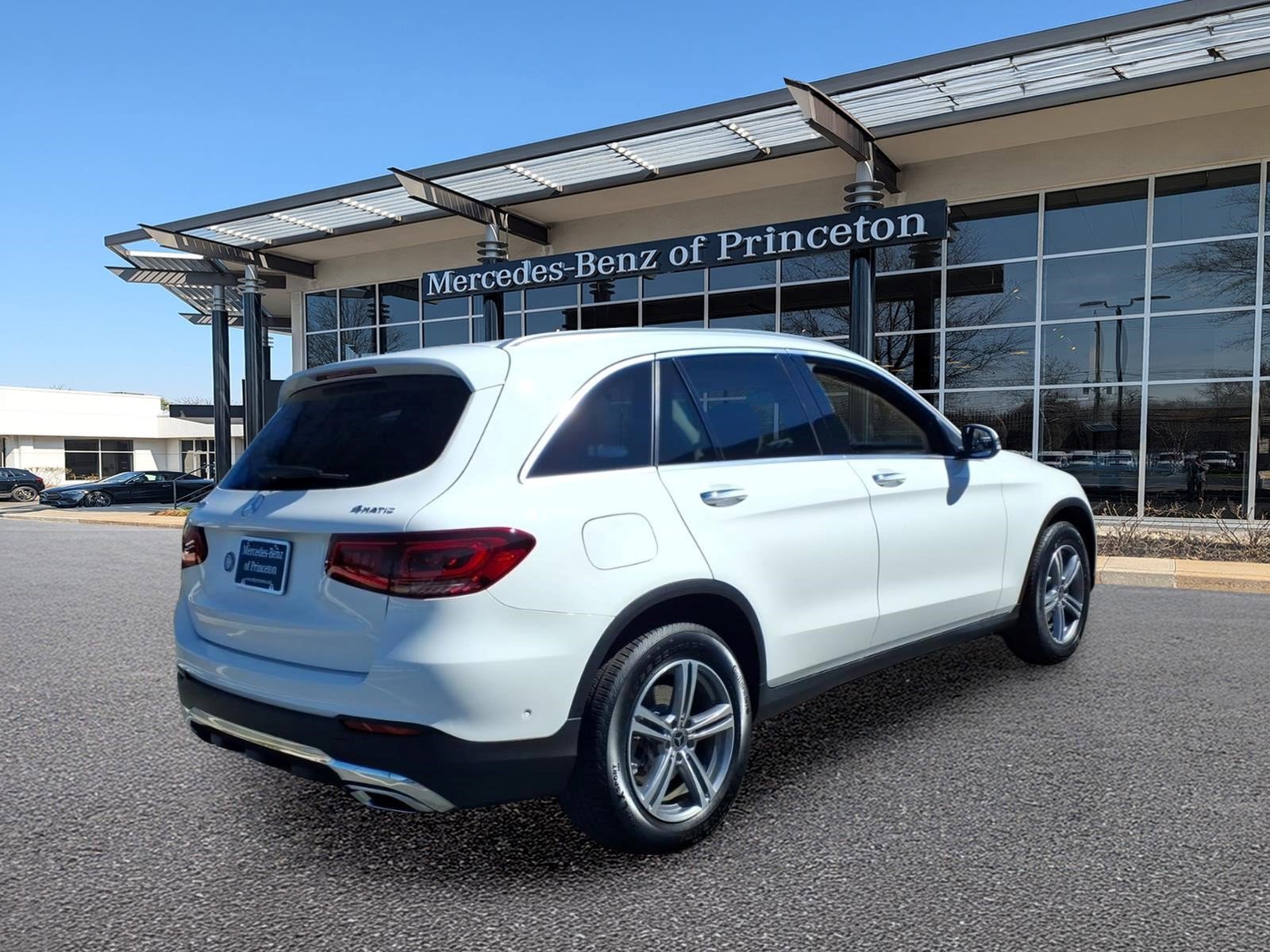 Certified 2021 Mercedes-Benz GLC 300 4MATIC image 3