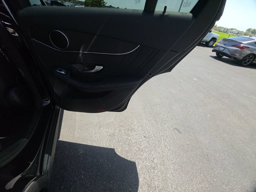 Used 2022 Mercedes-Benz GLC 300 4MATIC image 30