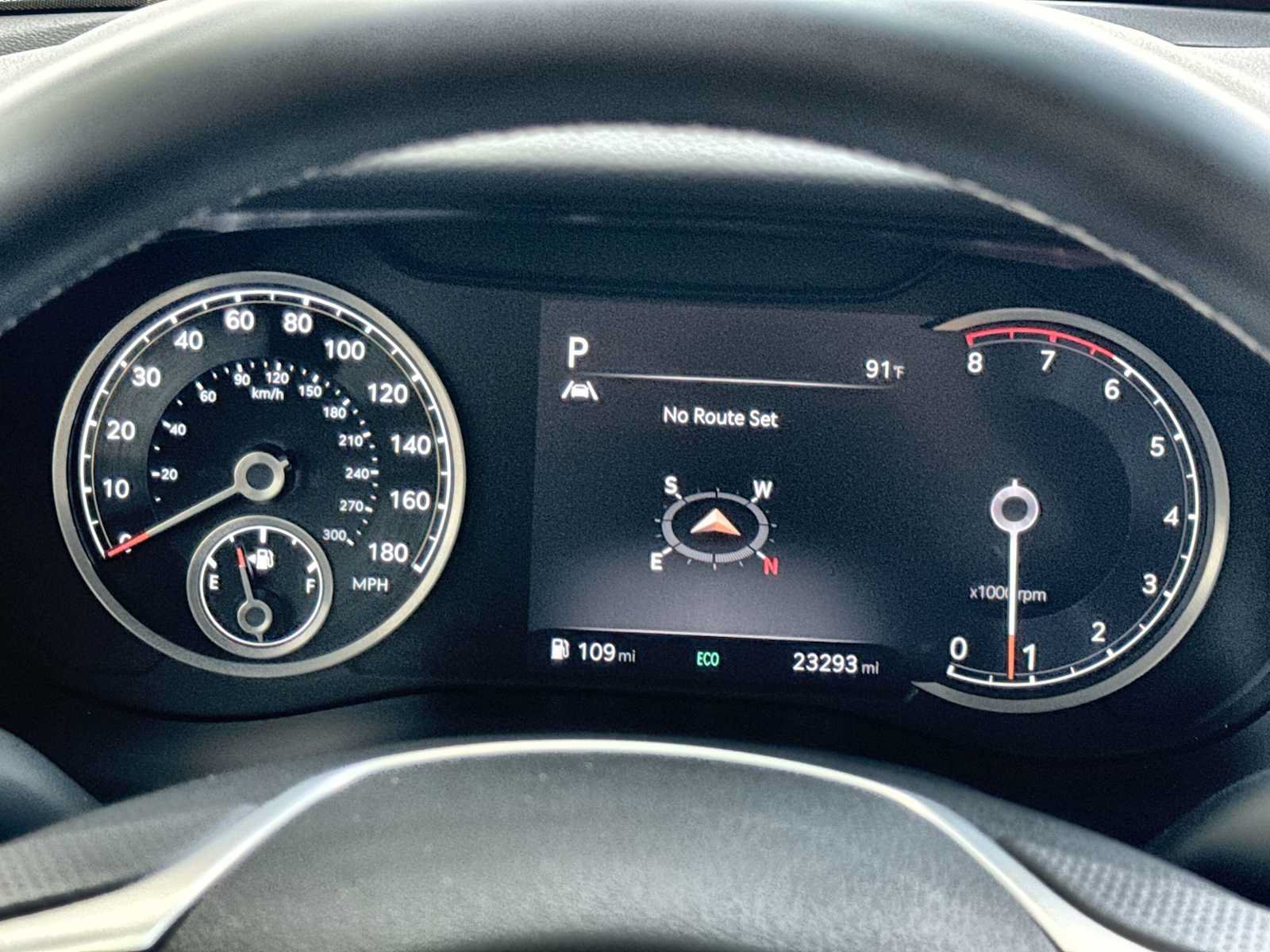 Used 2023 Genesis G70 2.0T RWD image 16