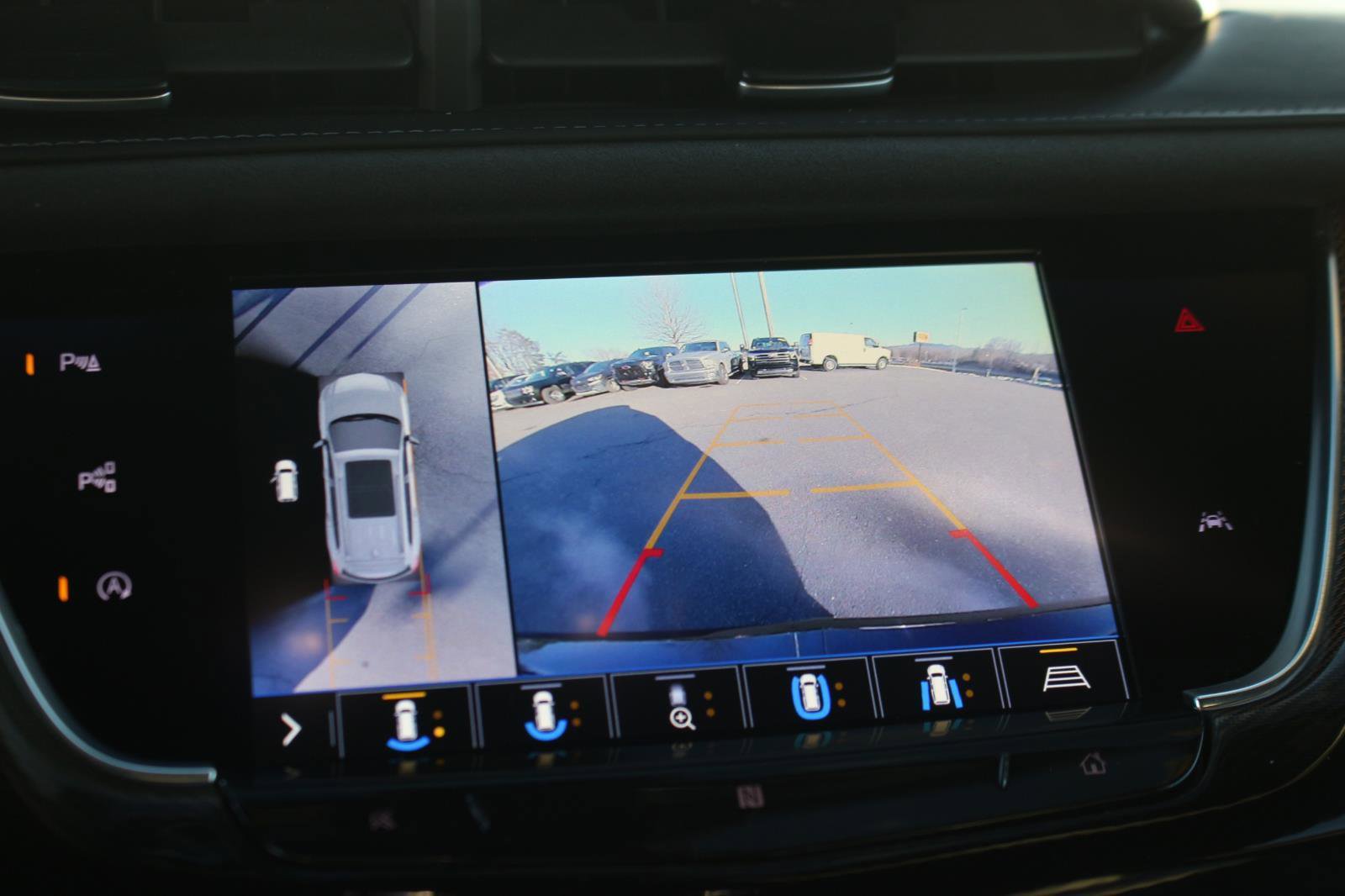 Used 2020 Cadillac XT6 Premium Luxury w/ Platinum Package image 29