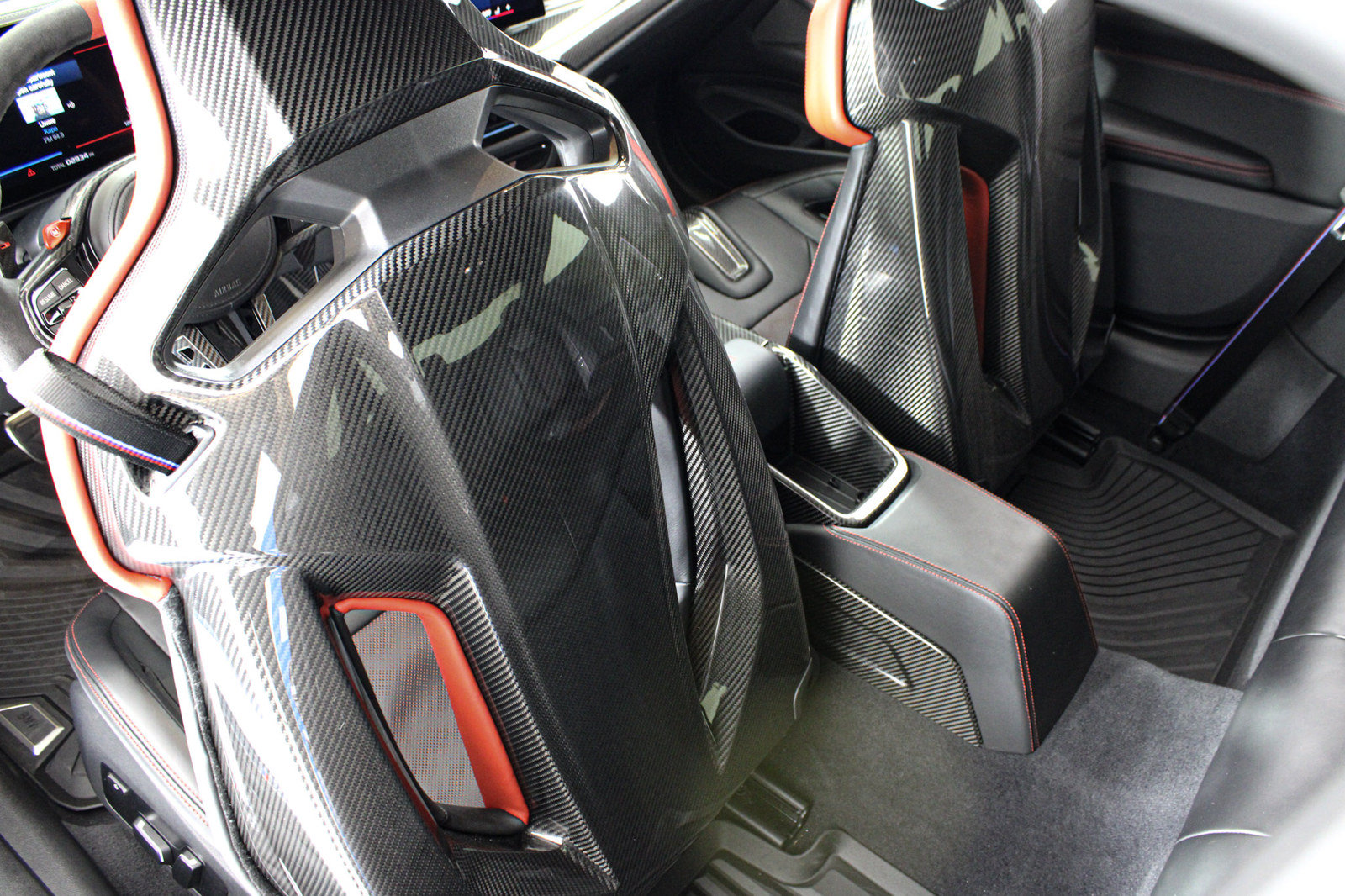 Used 2025 BMW M4 CS AWD/4WD image 36