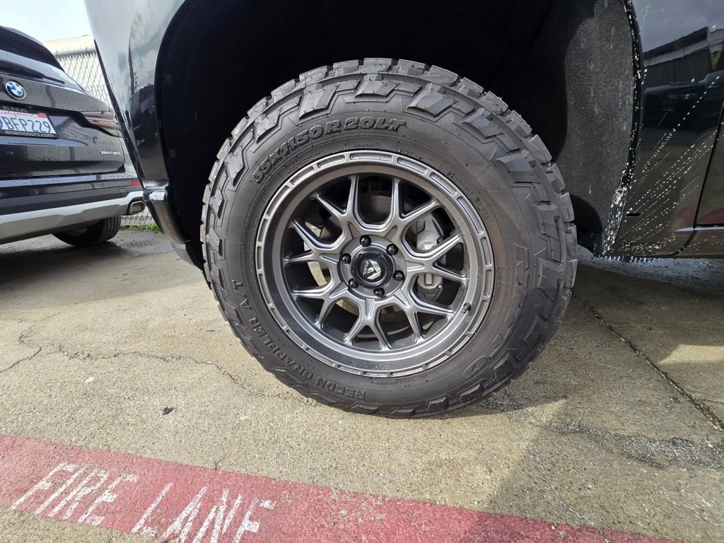 Used 2020 Chevrolet Silverado 1500 RST w/ All-Star Edition image 23