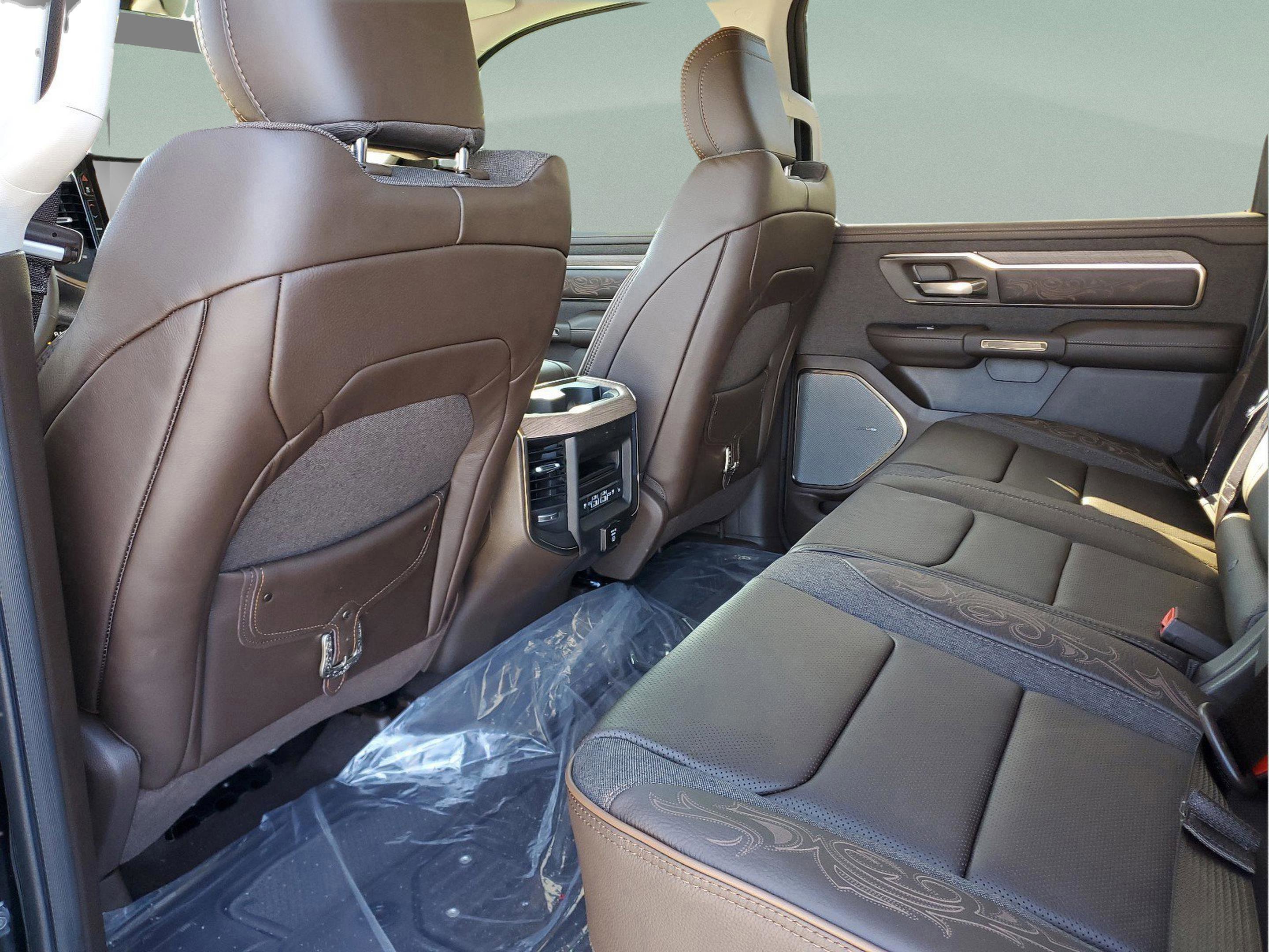 New 2026 RAM 1500 Limited w/ Trailer Tow Group image 7