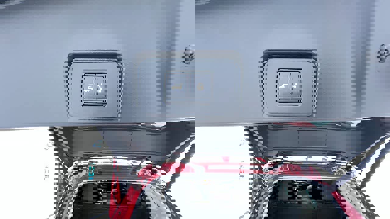 Used 2023 Nissan Rogue SL w/ SL Premium Package image 44