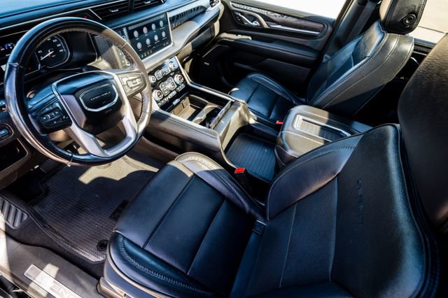 Certified 2021 GMC Yukon Denali image 7