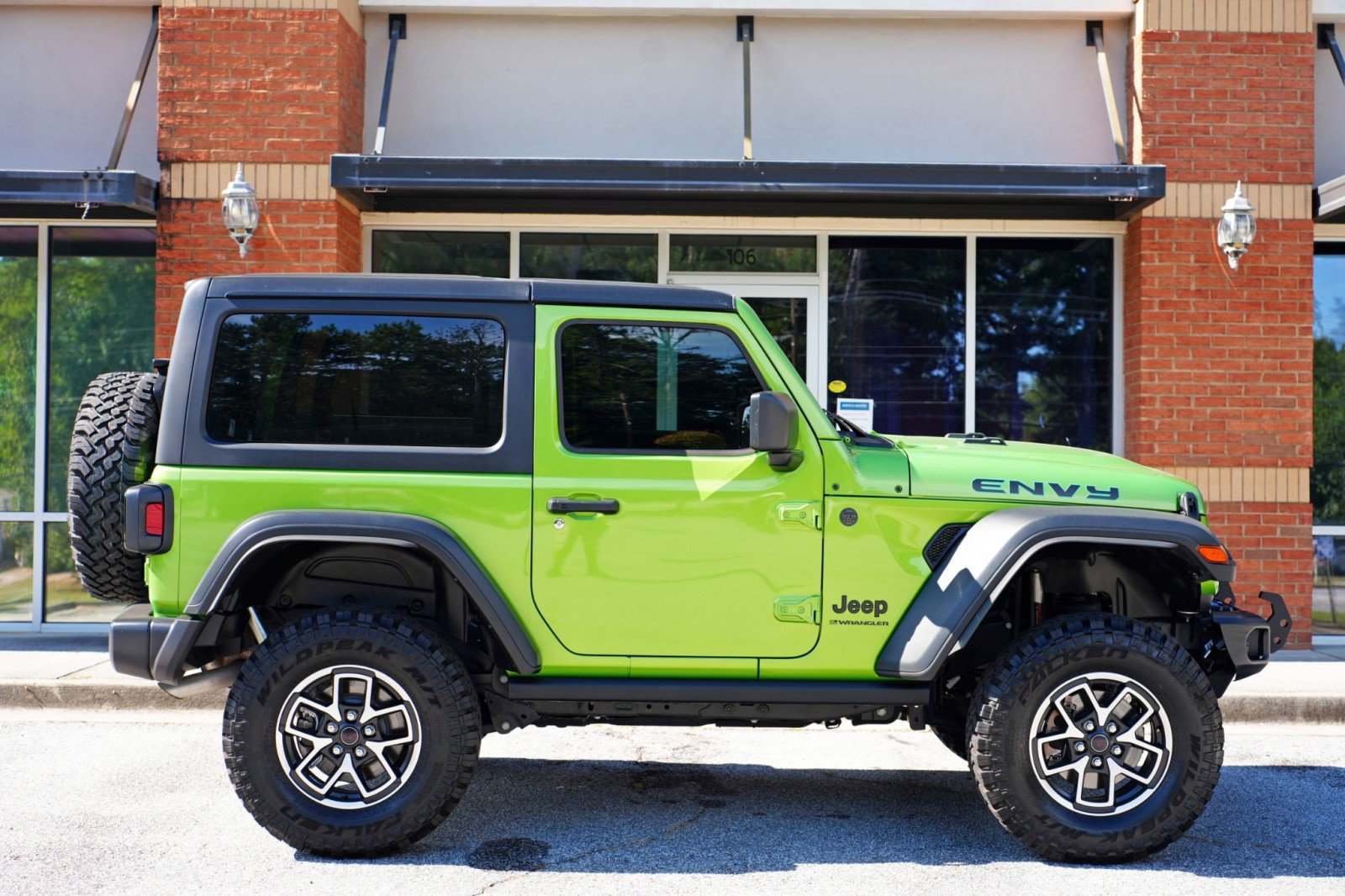Used 2025 Jeep Wrangler Sport AWD/4WD image 54