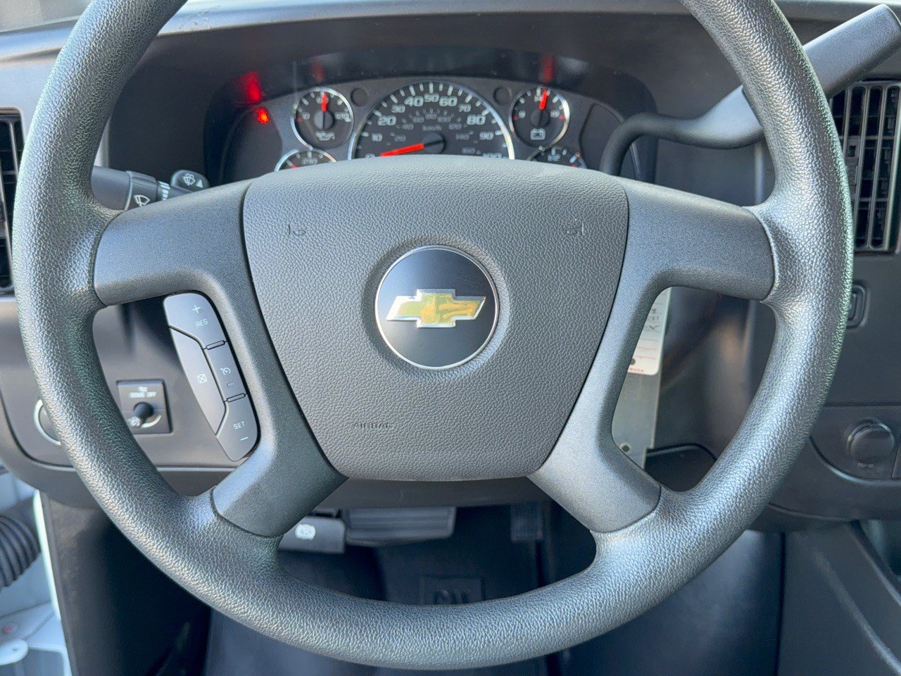 Certified 2025 Chevrolet Express 3500 LT w/ LT Preferred Equipment Group RWD image 10