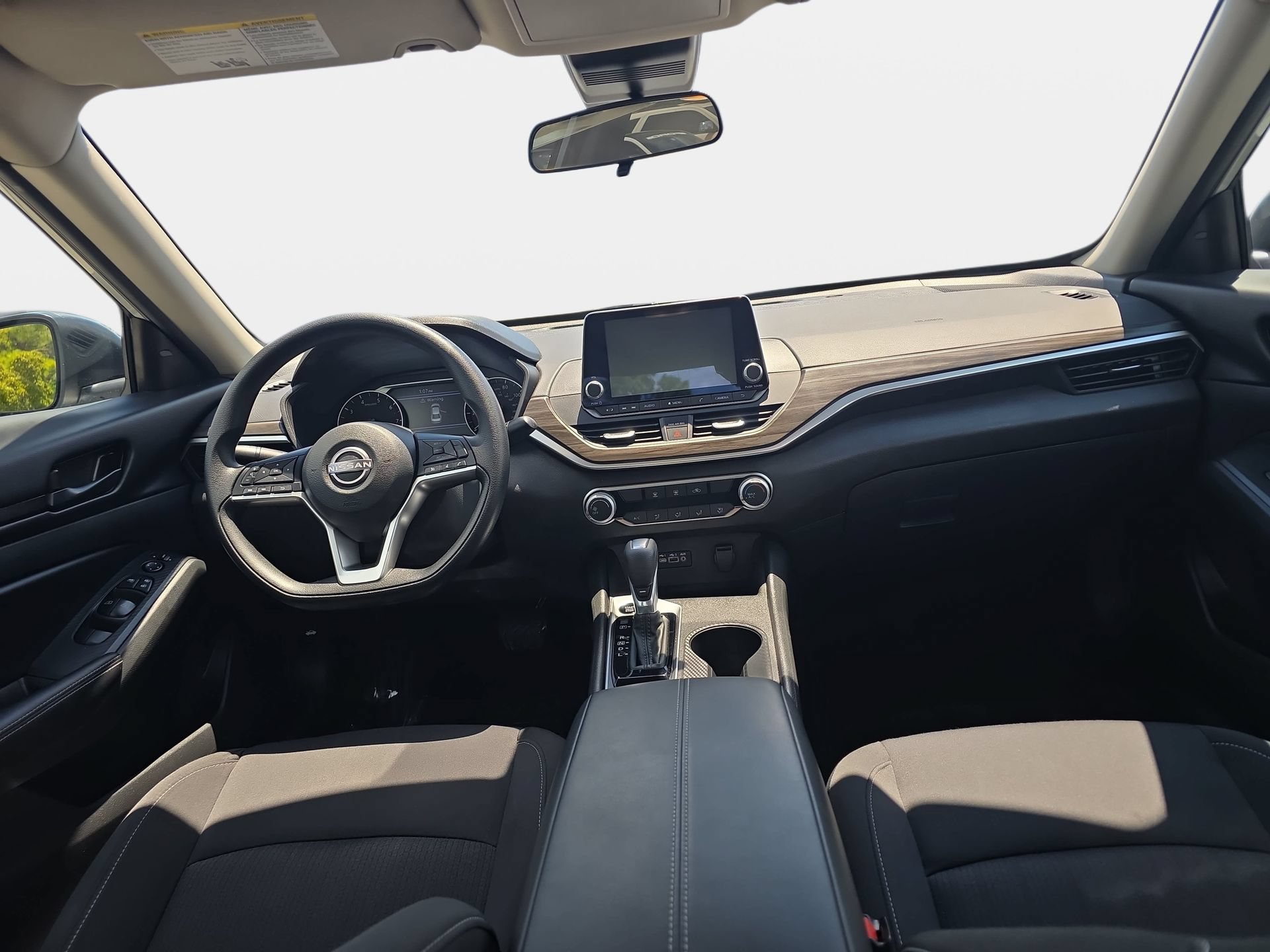 Used 2026 Nissan Altima 2.5 SV AWD/4WD image 9