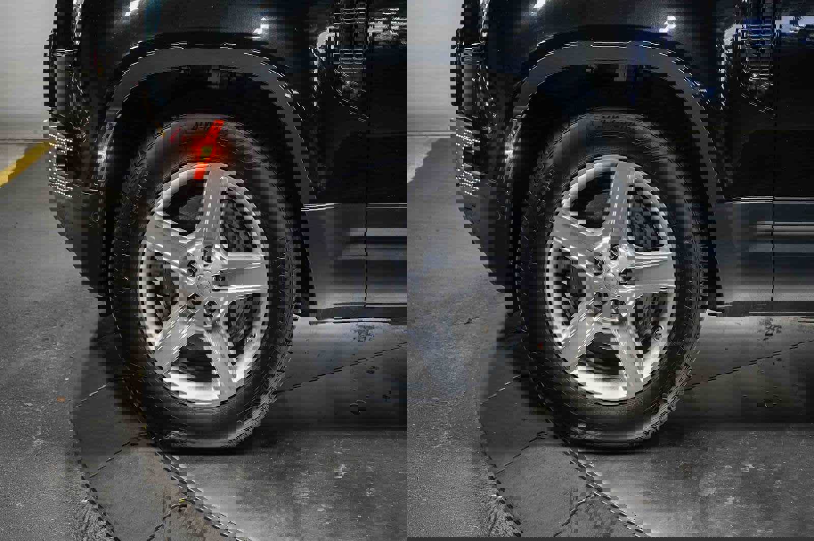 Used 2020 Land Rover Defender 110 HSE image 10