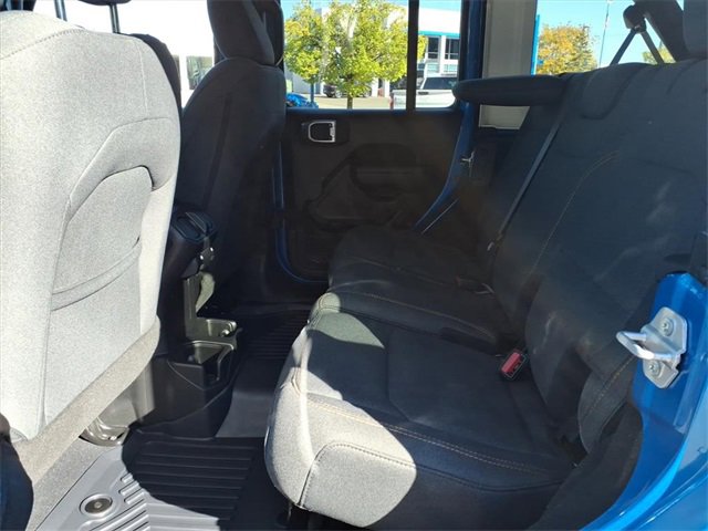 Used 2024 Jeep Wrangler Sport S image 9