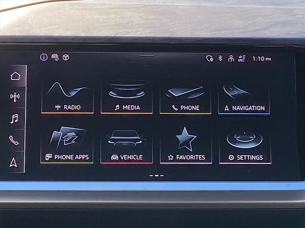 Used 2023 Audi Q4 e-tron Premium Plus w/ Premium Plus image 9