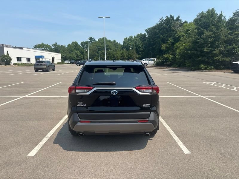 Used 2020 Toyota RAV4 Limited w/ Limited Grade Weather Package AWD/4WD image 4