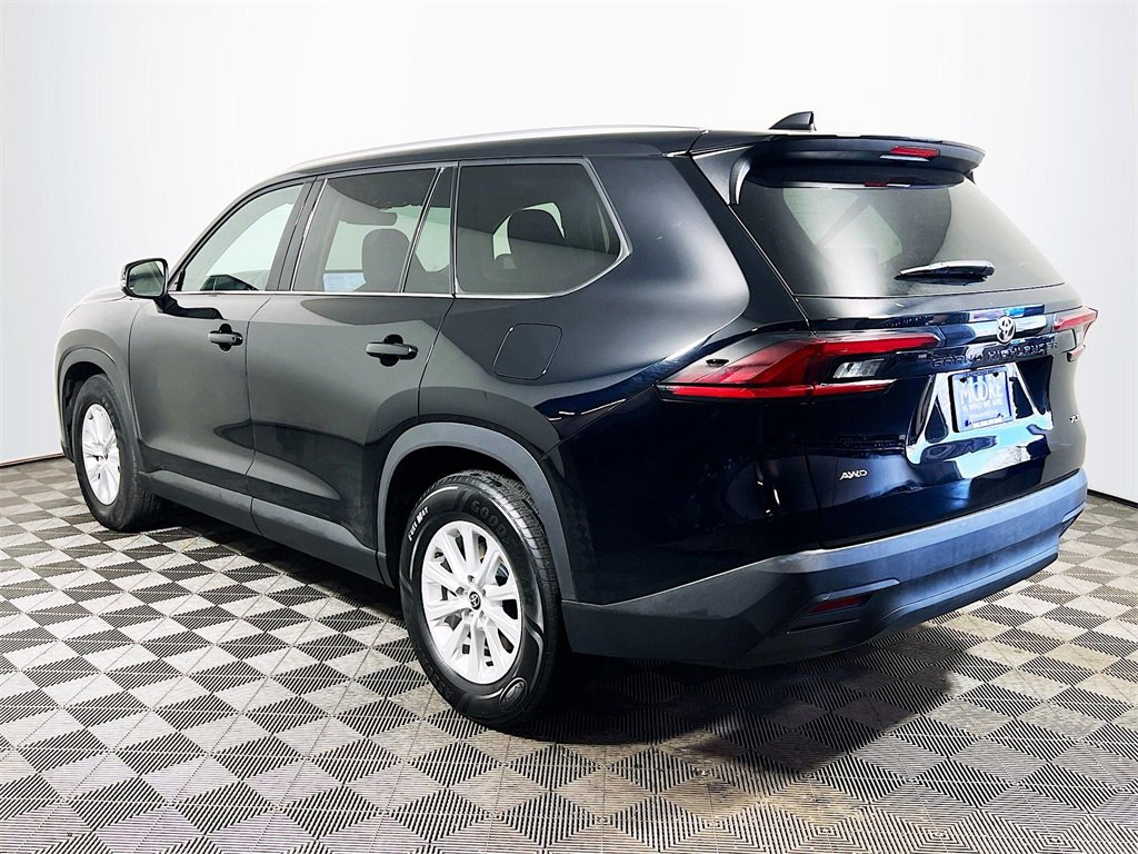 Certified 2025 Toyota Grand Highlander AWD image 6