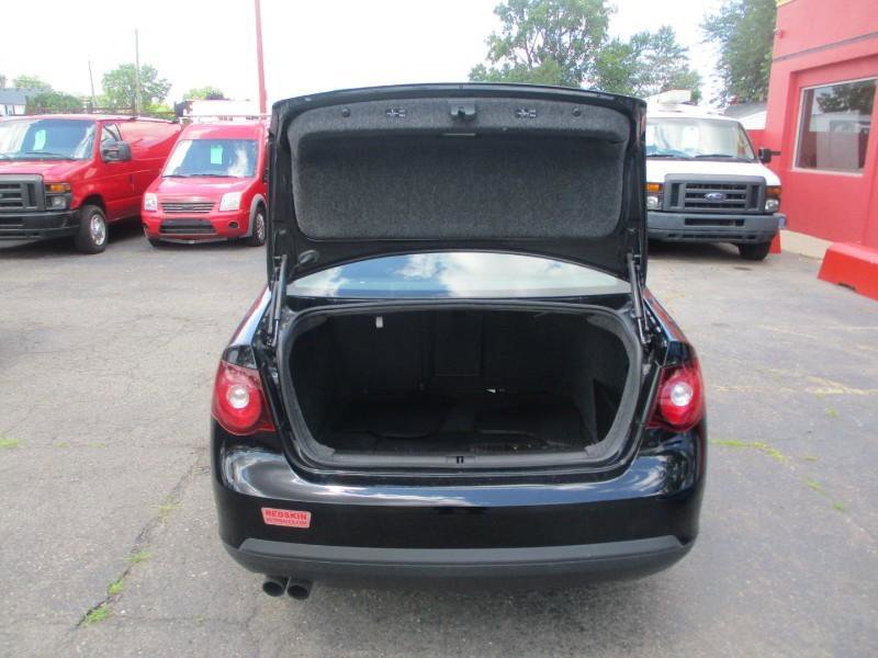 Used 2009 Volkswagen Jetta SE FWD image 6