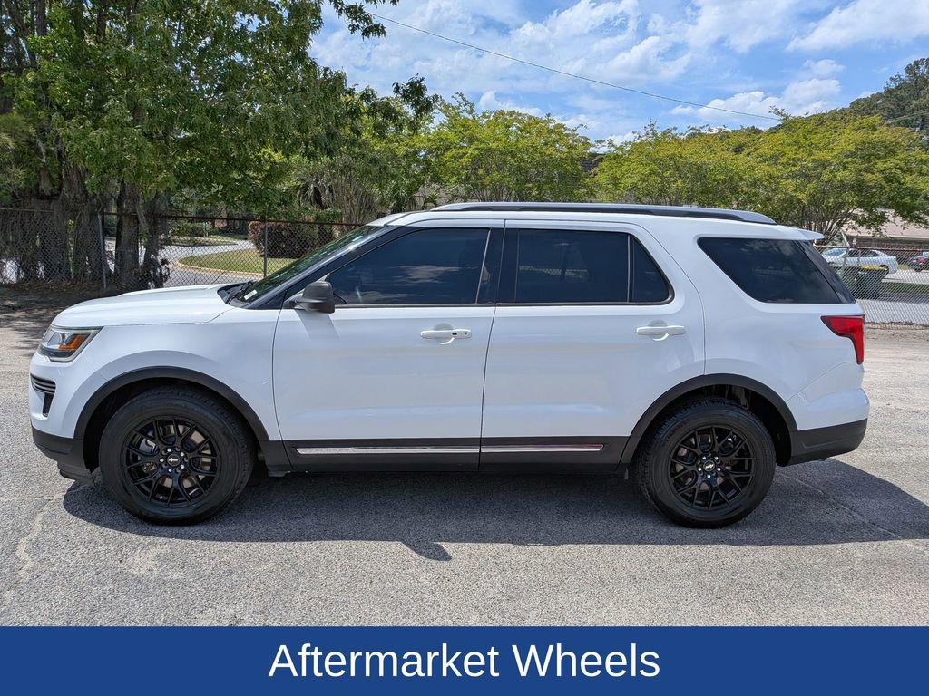Used 2018 Ford Explorer XLT FWD image 7
