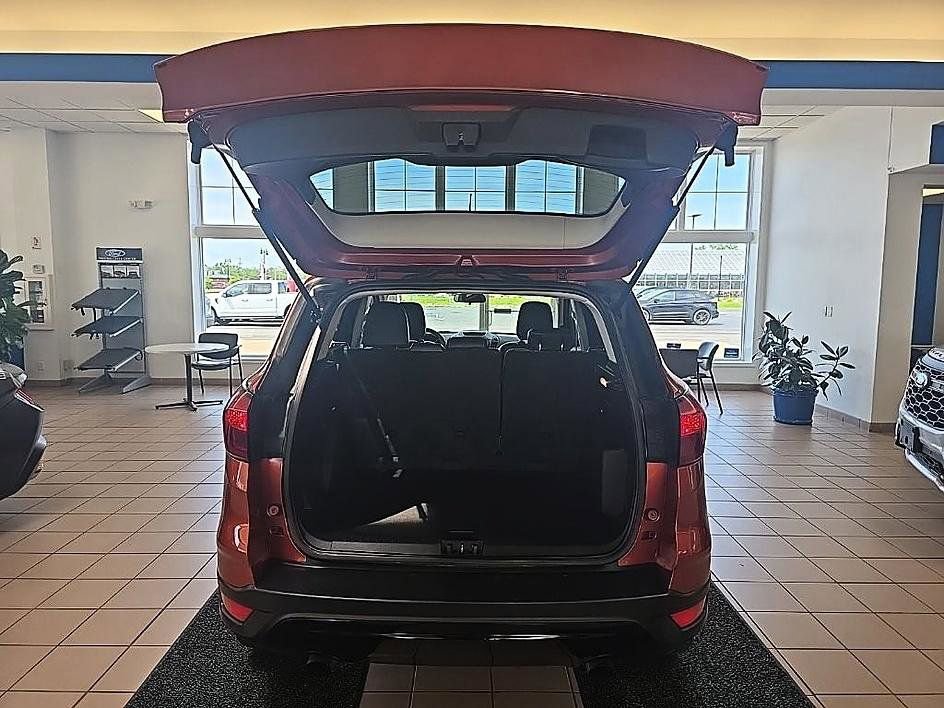 Used 2019 Ford Escape SE AWD/4WD image 29