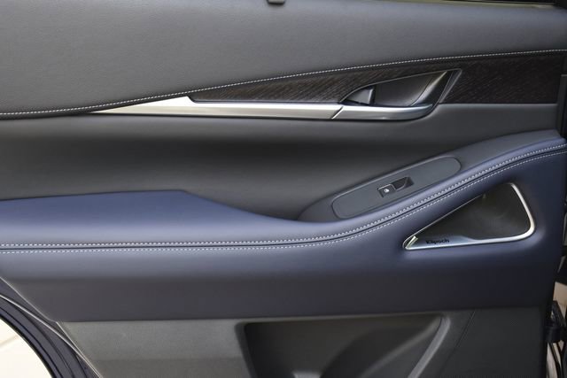 New 2026 INFINITI QX60 Sport w/ Dark Cargo Package image 30