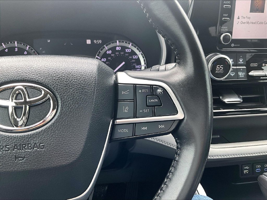 Used 2022 Toyota Highlander XLE FWD image 20