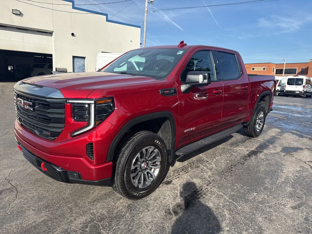 Used 2023 GMC Sierra 1500 AT4 w/ AT4 Premium Package AWD/4WD image 7