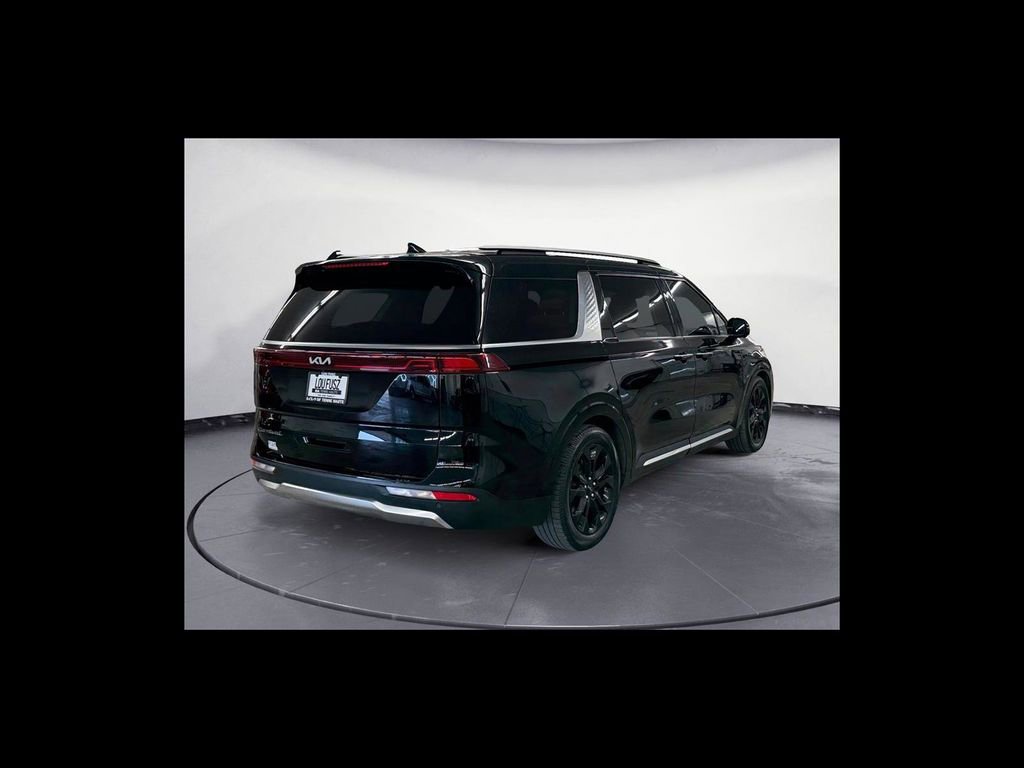 Used 2022 Kia Carnival SX Prestige FWD image 6