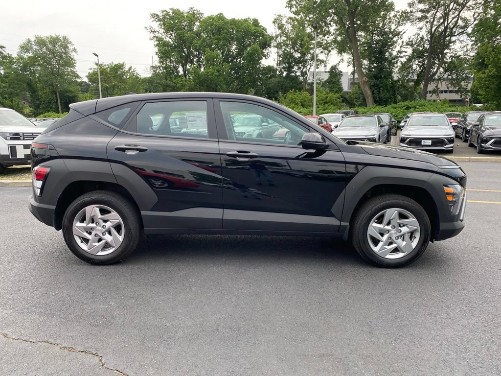 New 2026 Hyundai Kona SE AWD/4WD image 4