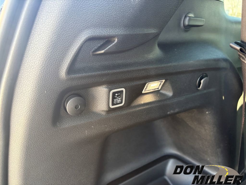 New 2025 Jeep Grand Cherokee L Limited w/ Trailer Tow Package image 31