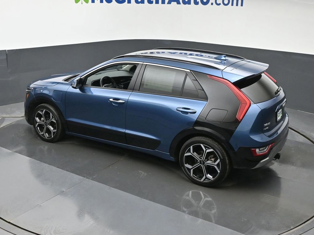 Used 2023 Kia Niro SX Touring image 23