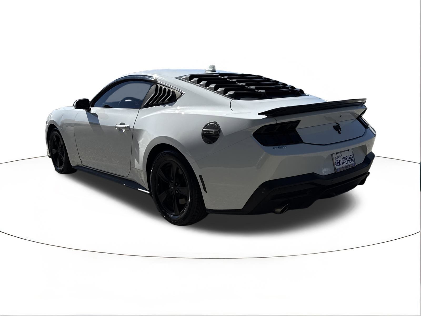 Used 2024 Ford Mustang Coupe image 5