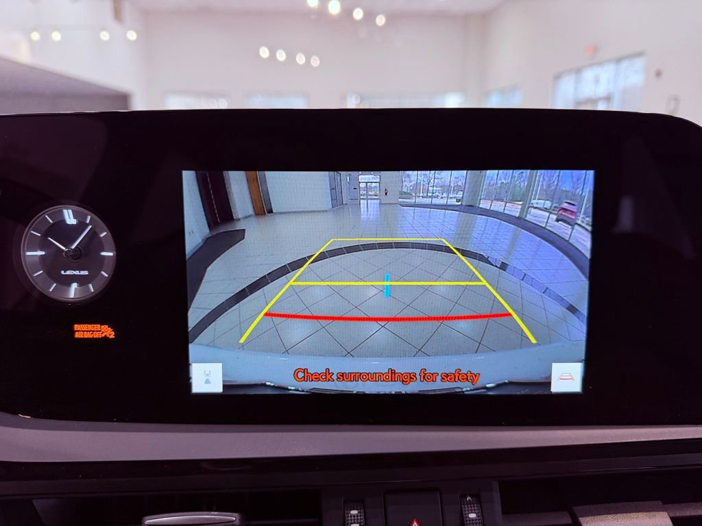 Certified 2024 Lexus ES 250 w/ Premium Package image 24