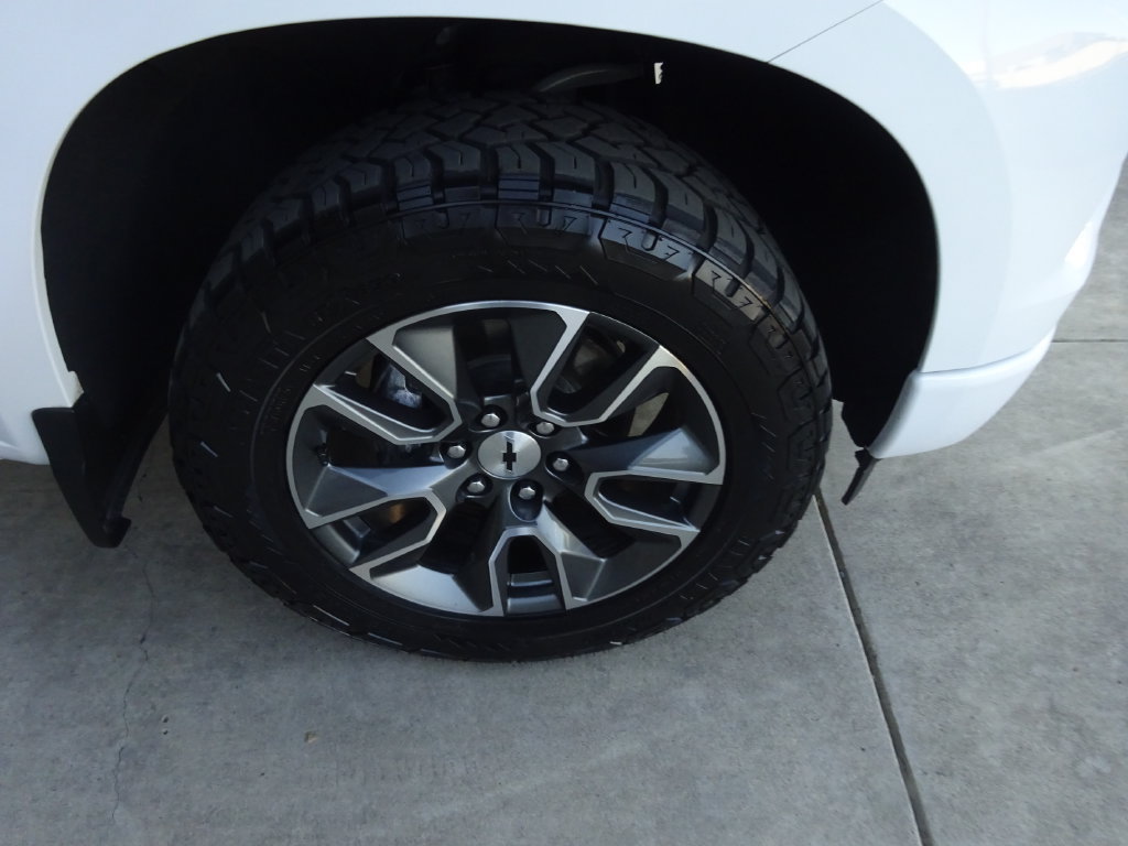 Certified 2023 Chevrolet Silverado 1500 RST AWD/4WD image 10