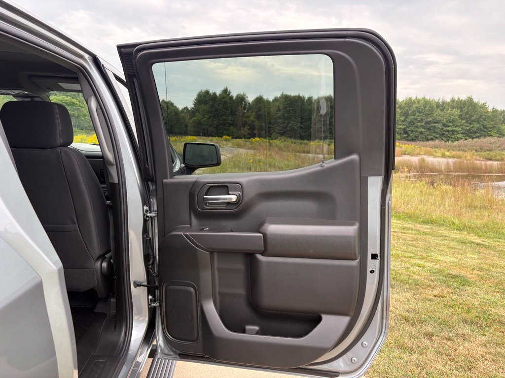 New 2026 Chevrolet Silverado 1500 Custom AWD/4WD image 31