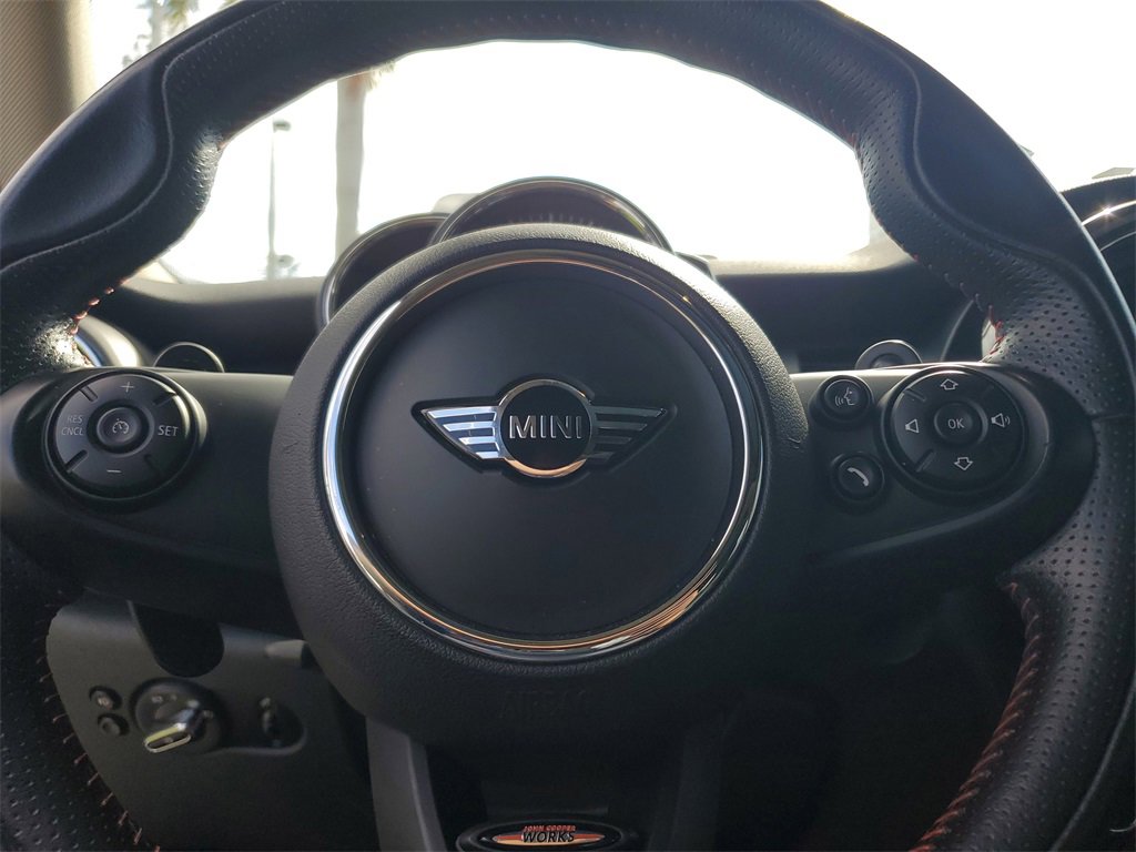 Used 2019 MINI Cooper S image 21