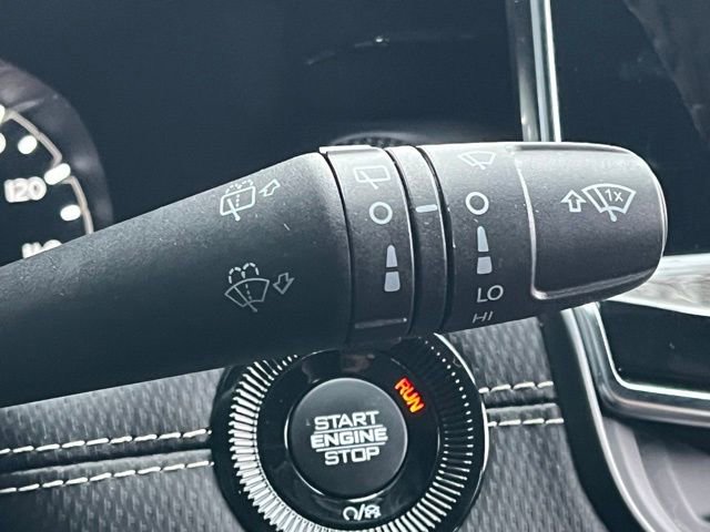 Used 2023 Jeep Compass Altitude image 35