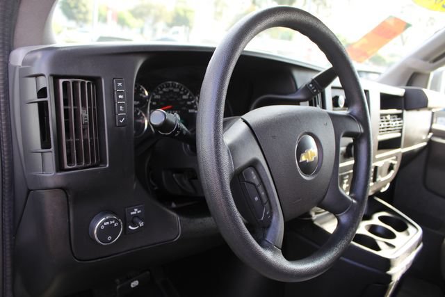 Used 2020 Chevrolet Express 3500 LT w/ LT Preferred Equipment Group RWD image 41