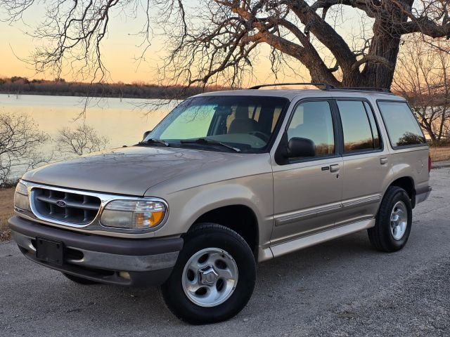 Used 1997 Ford Explorer 4WD 4-Door image 1