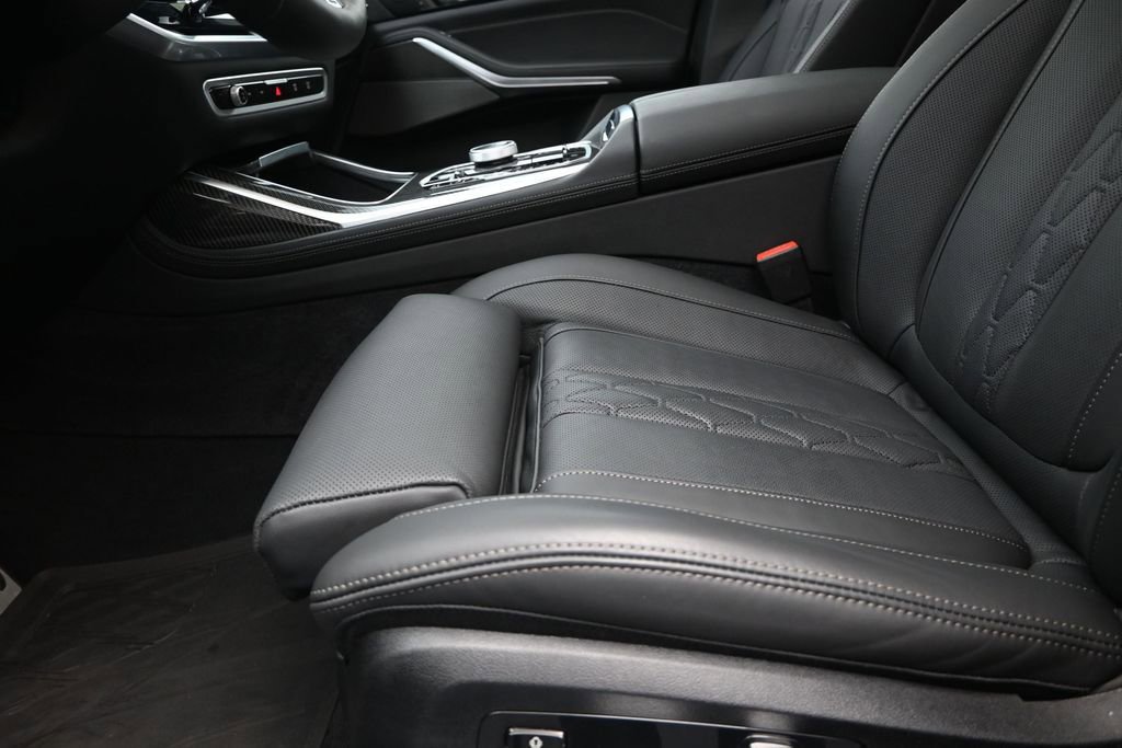 Used 2025 BMW X7 M60i w/ Executive Package AWD/4WD image 13