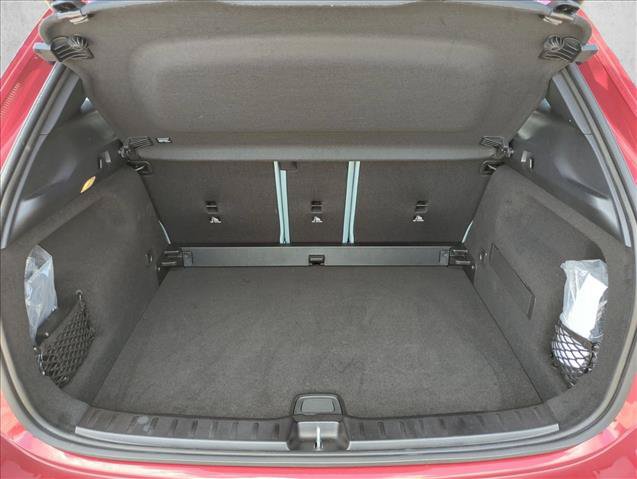 Used 2026 Mercedes-Benz GLA 250 image 7
