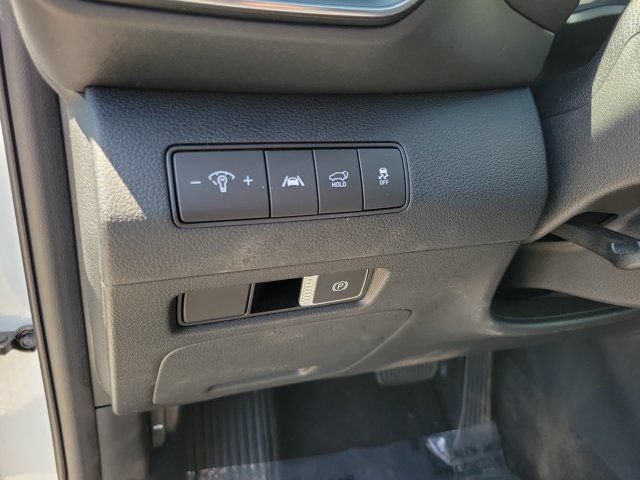 Certified 2023 Hyundai Santa Fe SEL FWD image 18