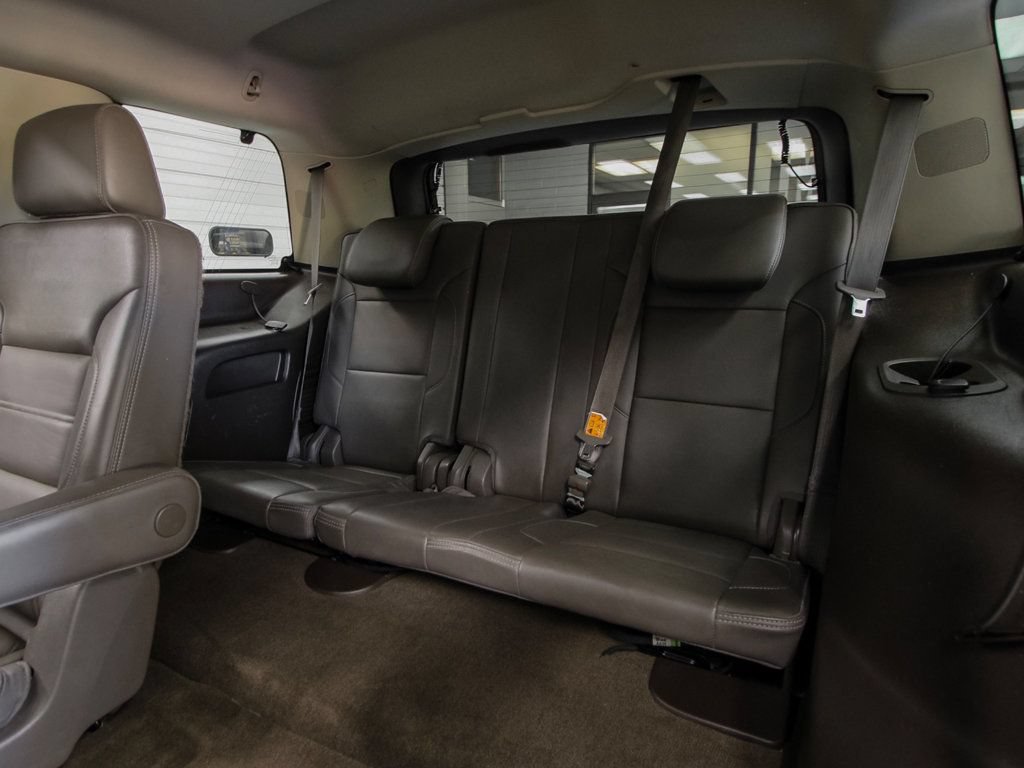 Used 2015 GMC Yukon Denali w/ Premium Package AWD/4WD image 30