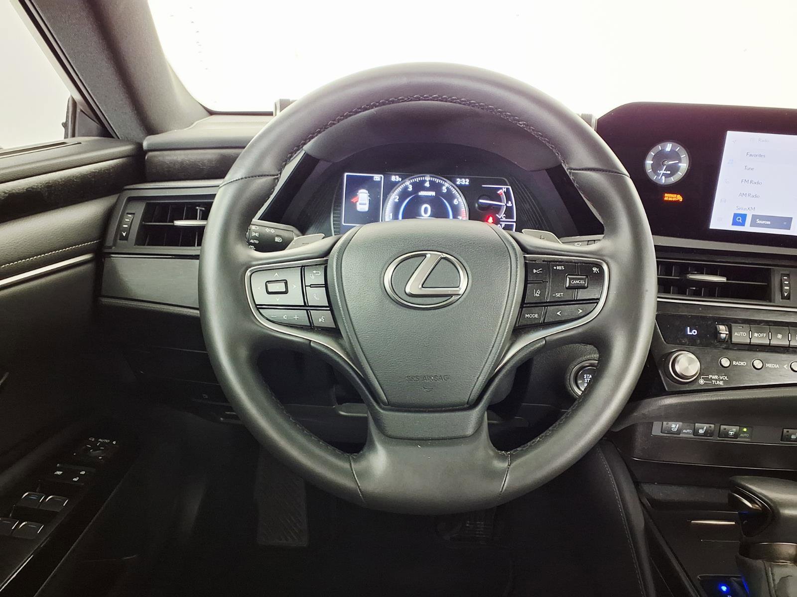 Used 2024 Lexus ES 350 w/ Premium Package image 15