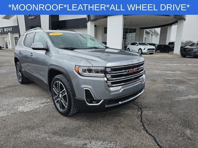Used 2023 GMC Acadia SLT w/ Technology Package image 3