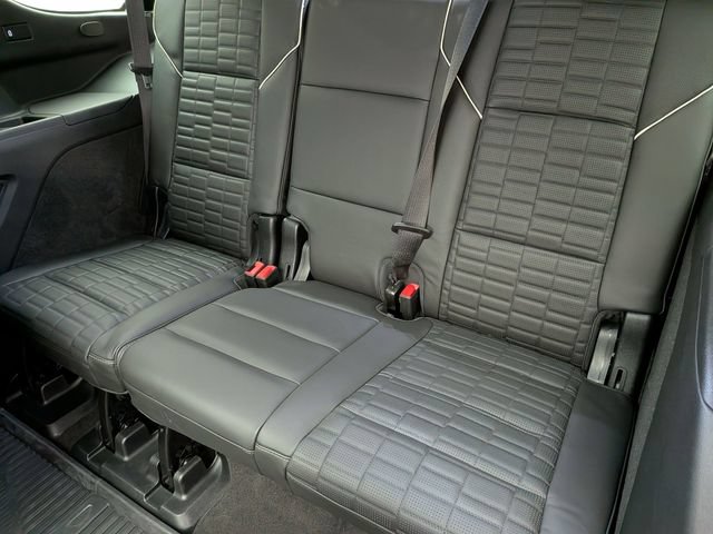 Certified 2024 Cadillac Escalade V w/ LPO, ONYX Package AWD/4WD image 25