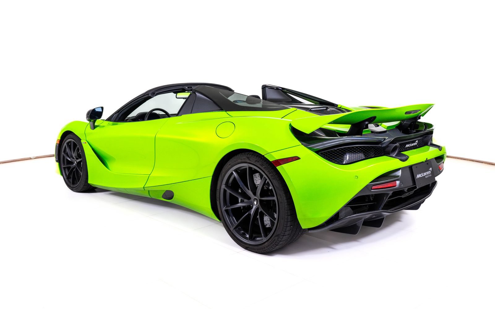 Used 2022 McLaren 720S Performance RWD image 5