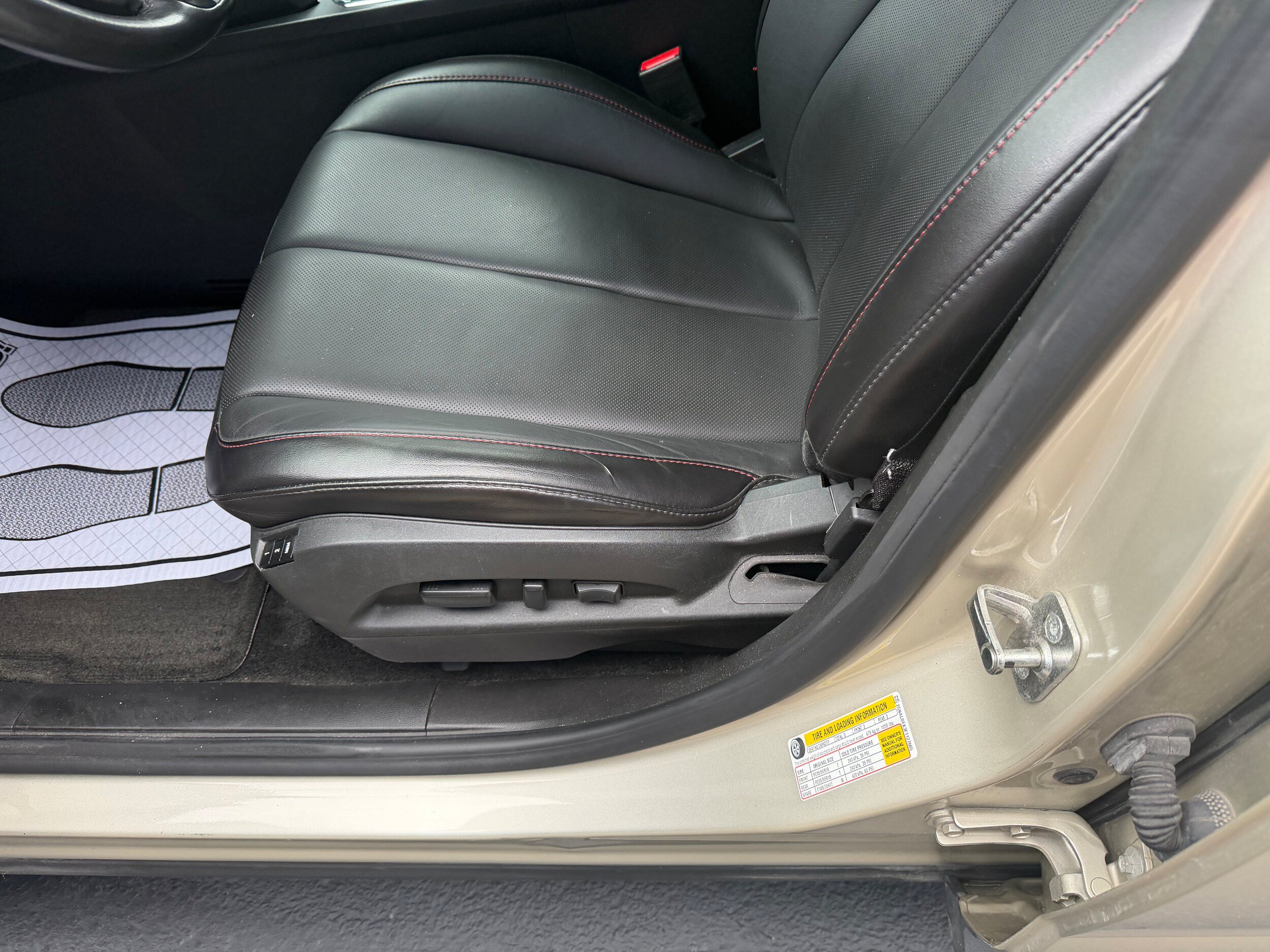 Used 2015 Chevrolet Equinox LTZ FWD image 12