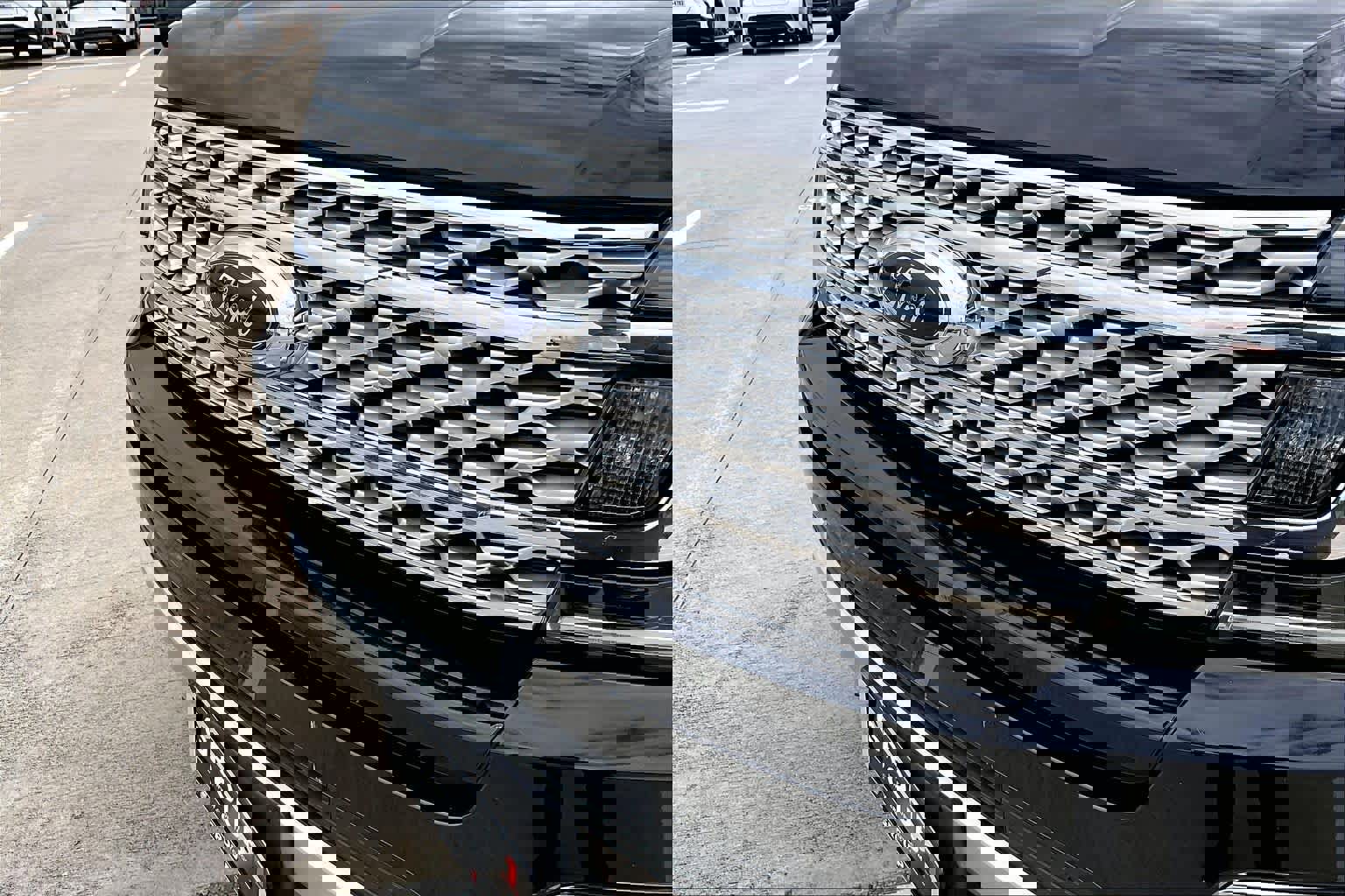 Used 2019 Ford Expedition Platinum image 29