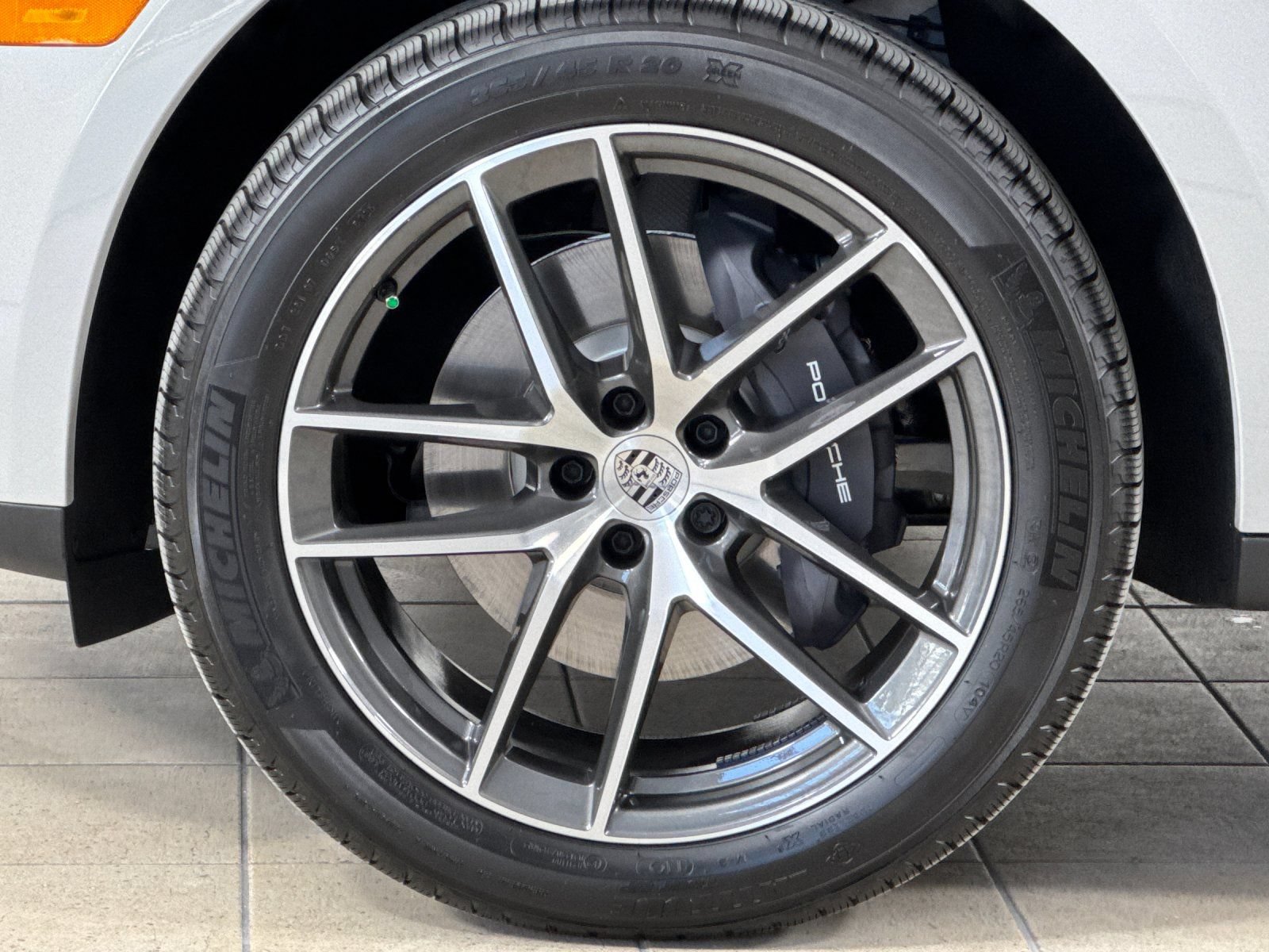New 2026 Porsche Macan AWD/4WD image 26
